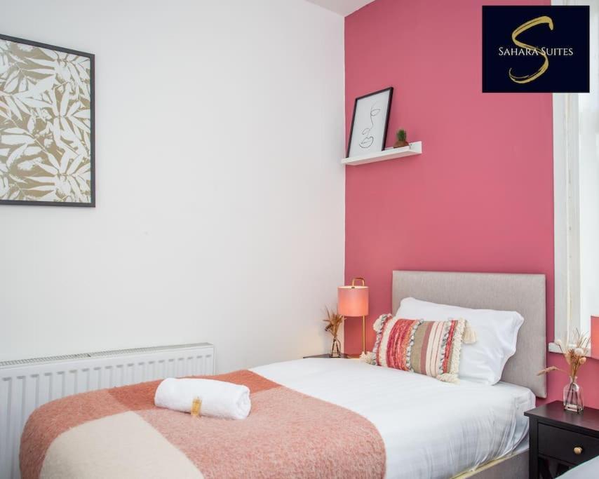 Monthly Retreat - Cosy & Central 3Bed Home - Newcastle Quayside & St James Park - Parking Bagian luar foto